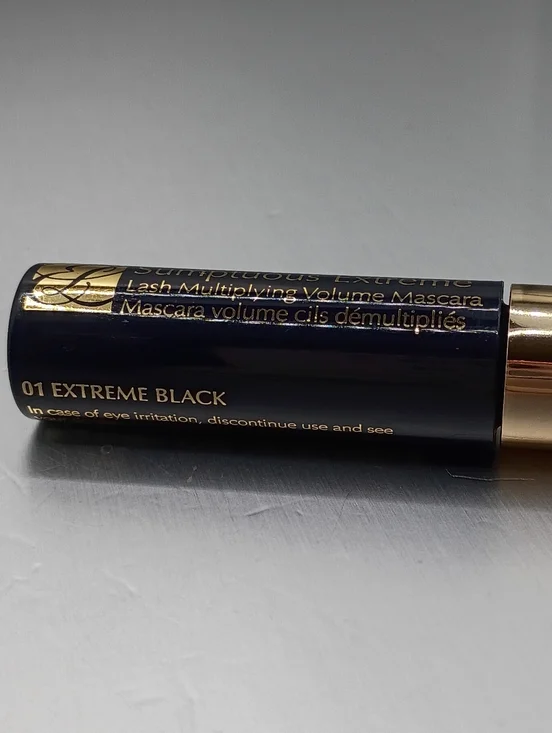 5 For $25 Item🌸 Estee Lauder Sumptuous Extreme Mascara shade 01 EXTREME BLACK - Picture 2 of 2